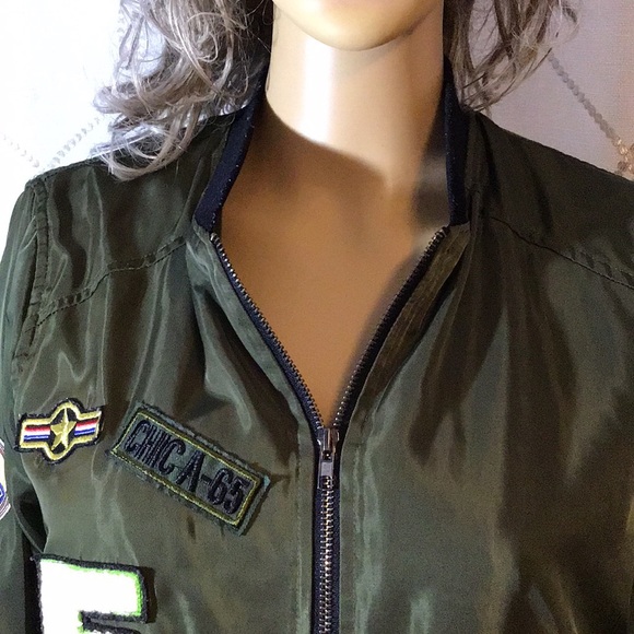 Rue21 bomber jacket - Picture 1 of 8